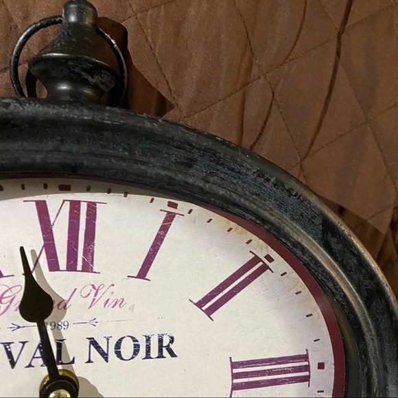 VINTAGE 1989 Cheval Noir Wine Clock NICE!! - Picture 10 of 11